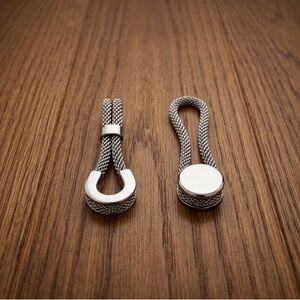 Source Unknown Silver Mesh Loop Key & Card Holders